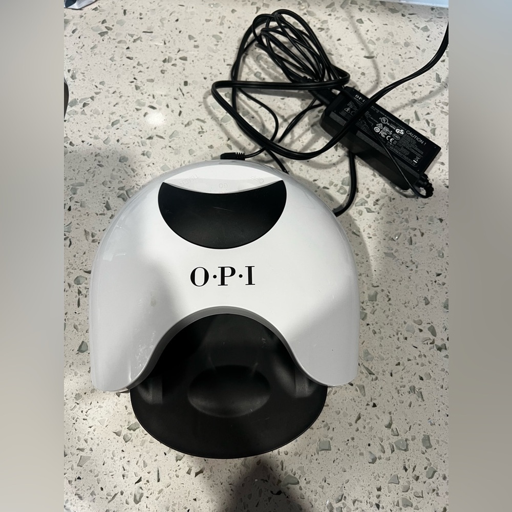 OPI Studio LED light